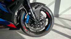 (23MY) BMW M1000 R